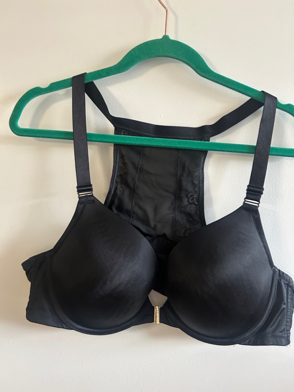 Cacique size 44B Front-Closure Racerback T-Shirt Bra